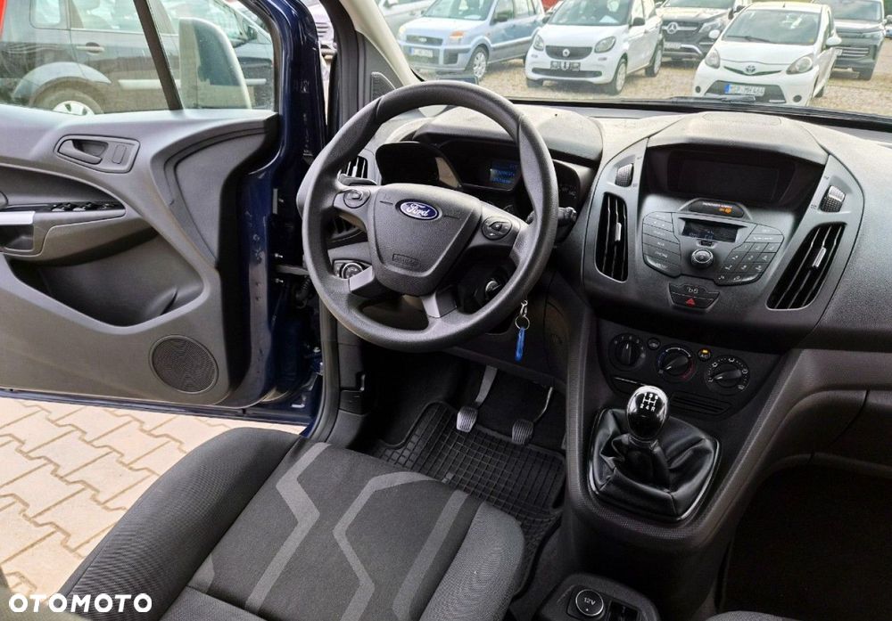 Ford Transit Connect - 8