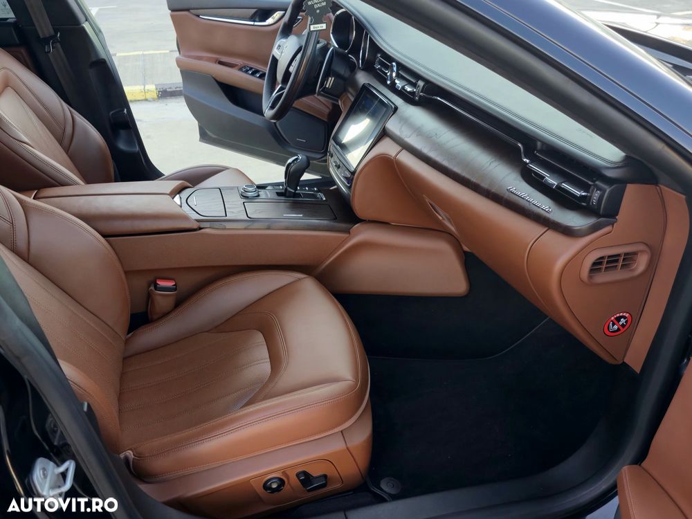 Maserati Quattroporte D GranLusso - 27