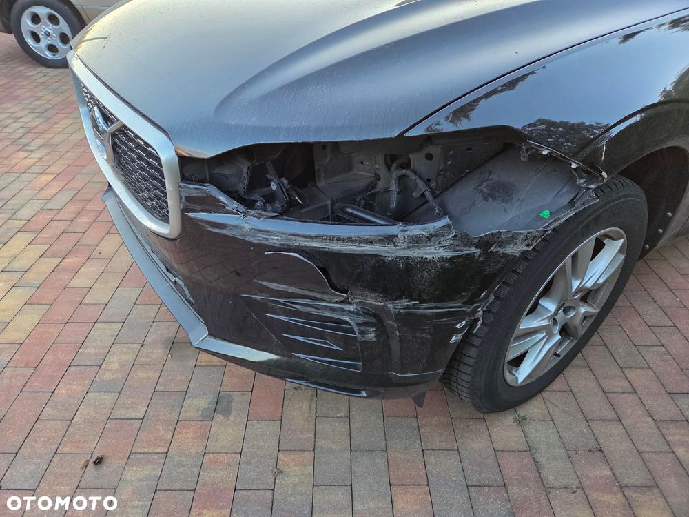 Volvo XC 60 D4 AWD Geartronic RDesign - 5