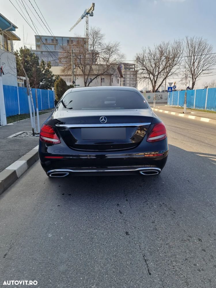 Mercedes-Benz E - 5