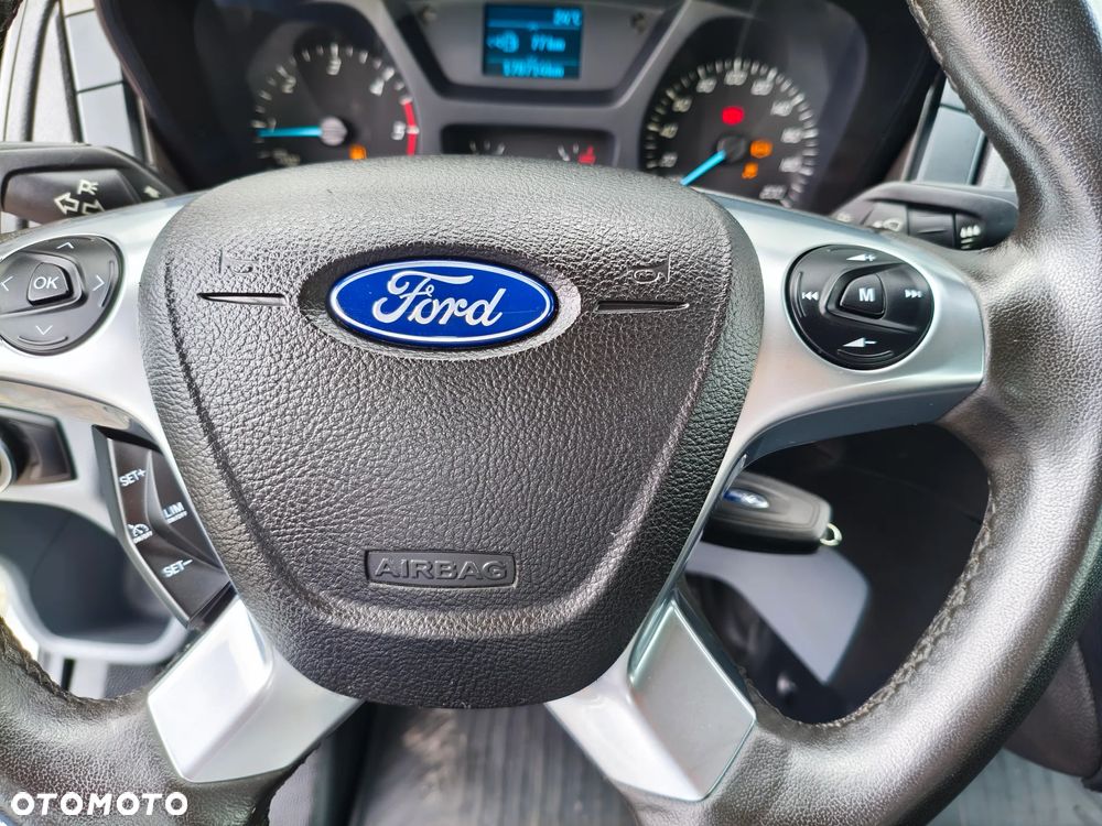 Ford Transit 350 - 12