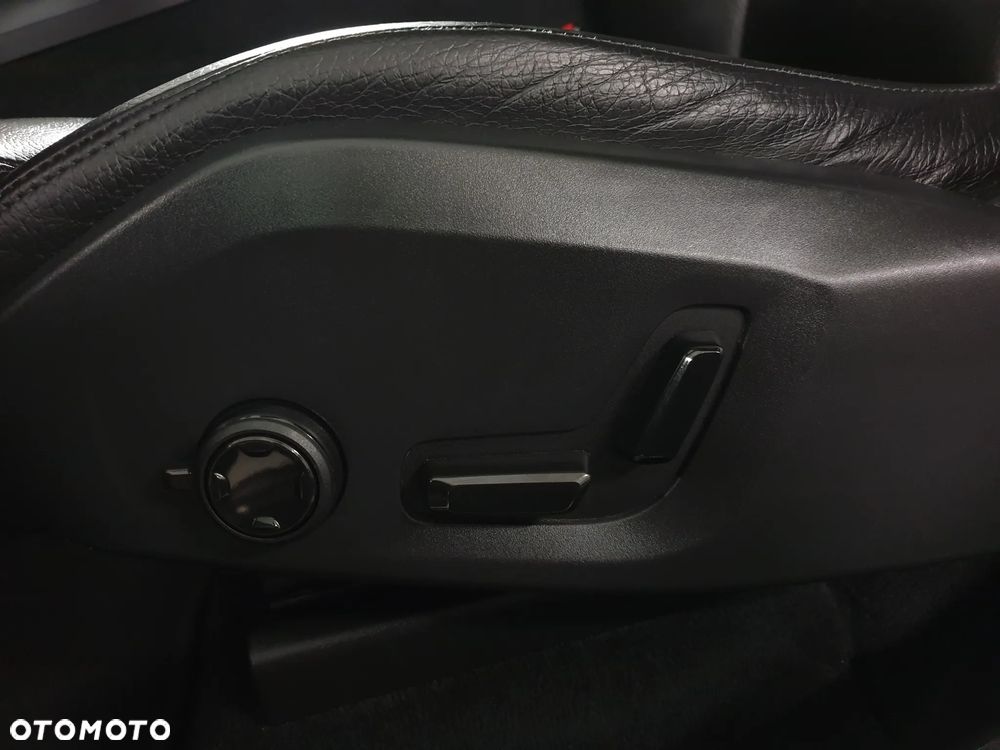 Volvo XC 60 D4 SCR Inscription - 29