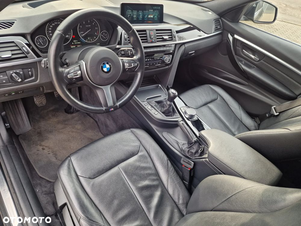 BMW Seria 3 318d xDrive Luxury Line - 22