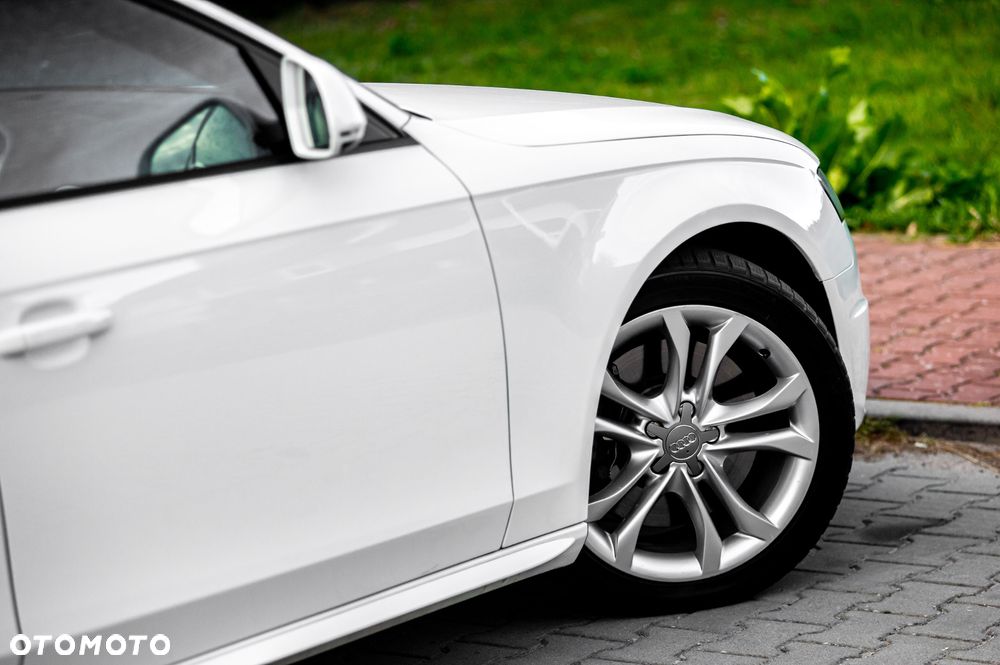 Audi S4 Avant S tronic - 13