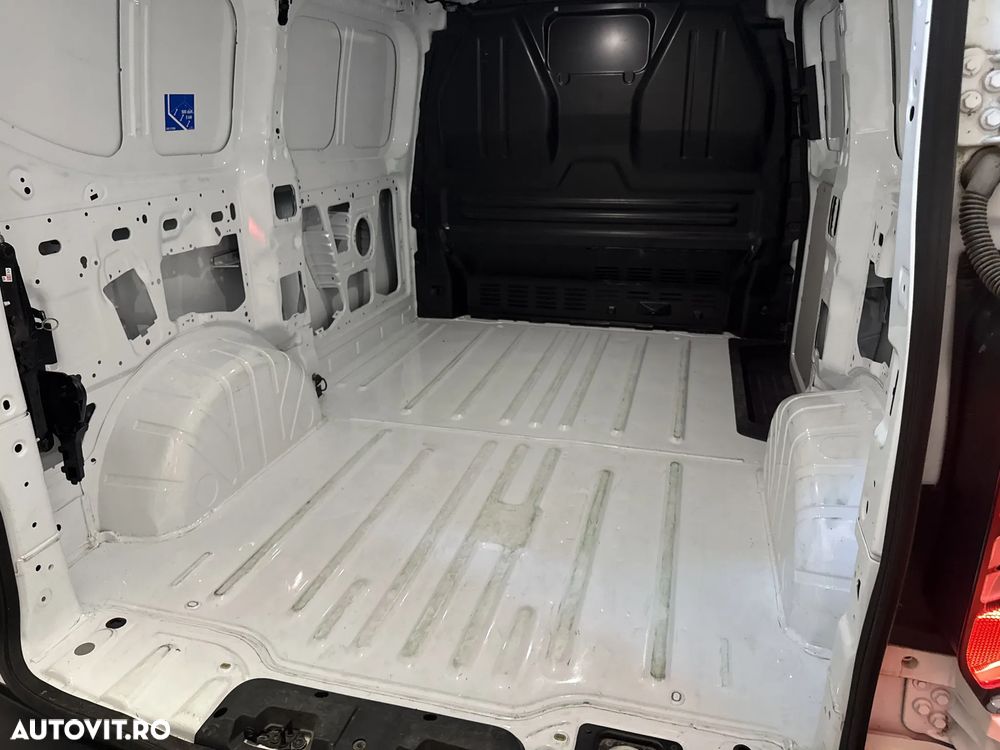 Ford TRANSIT - 21