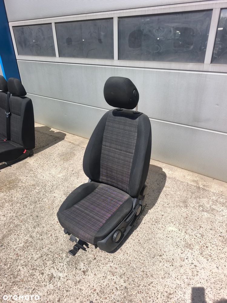 Fotel kierowcy lewy Mercedes Vito w477 2014- - 3