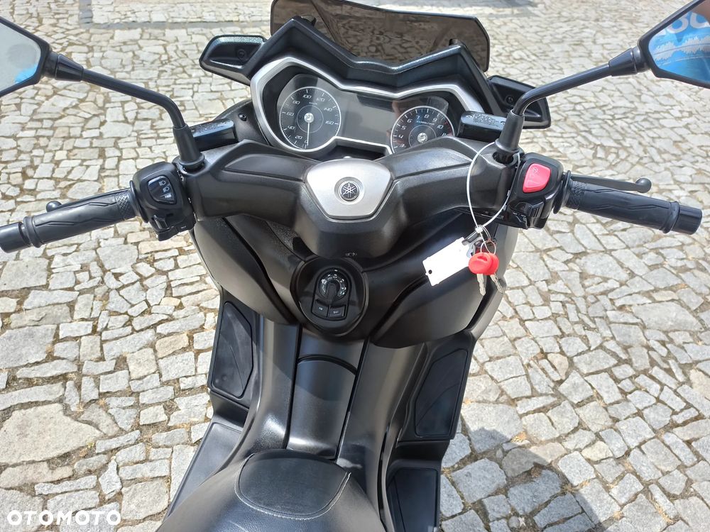 Yamaha X-max - 7