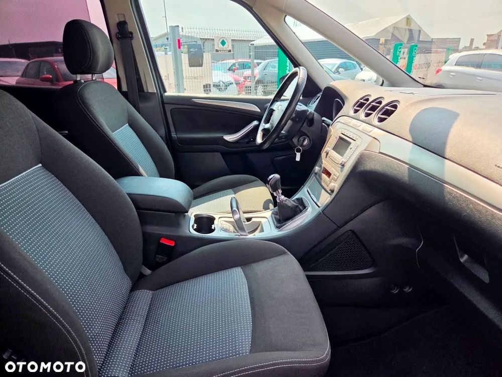 Ford Galaxy 2.0 TDCi Titanium - 31