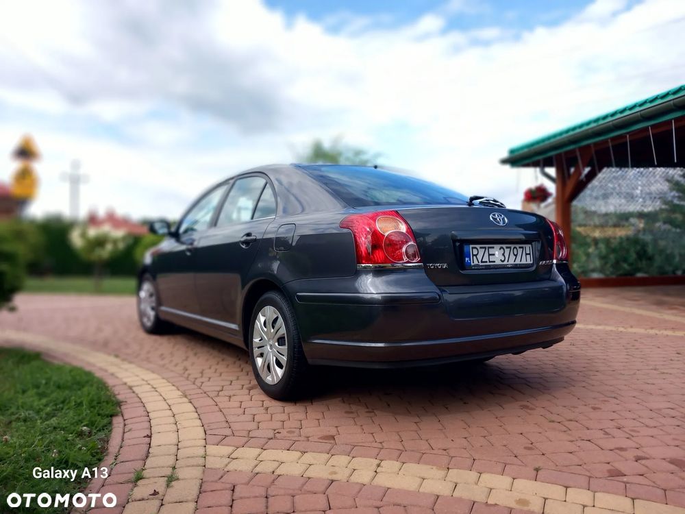 Toyota Avensis 2.0 VVT-i Travel - 4