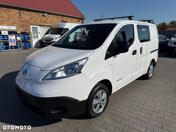 Nissan E-NV200