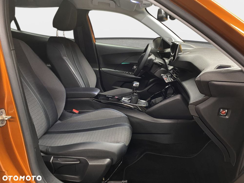 Peugeot 2008 - 12