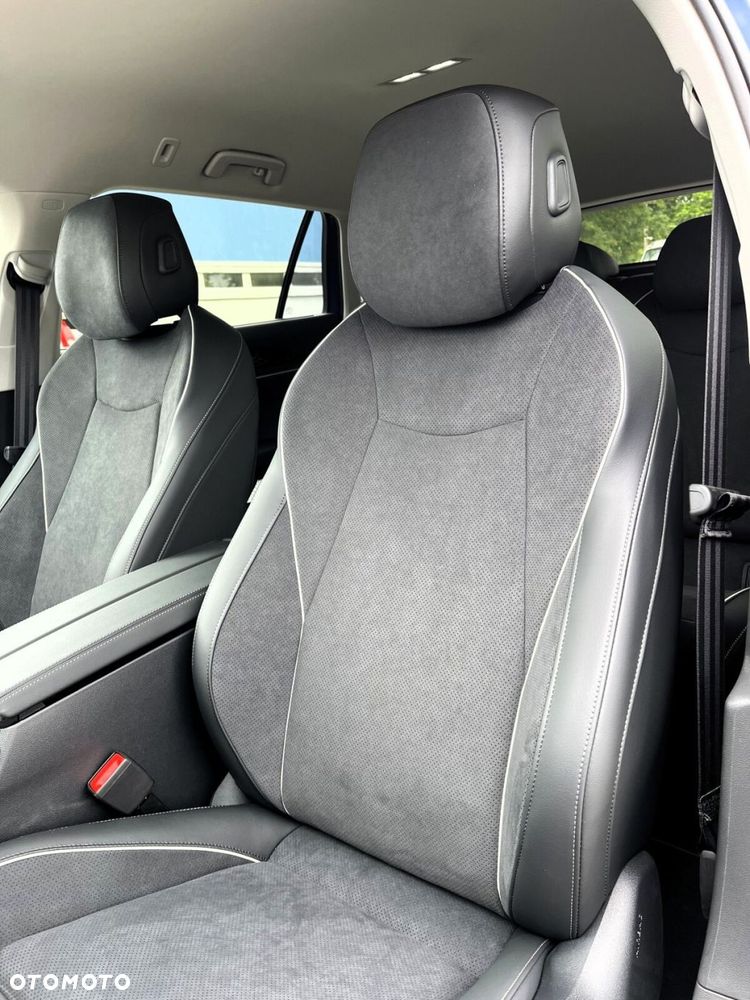 Volkswagen Passat Variant 2.0 TDI SCR 4Mot Business Plus DSG - 13