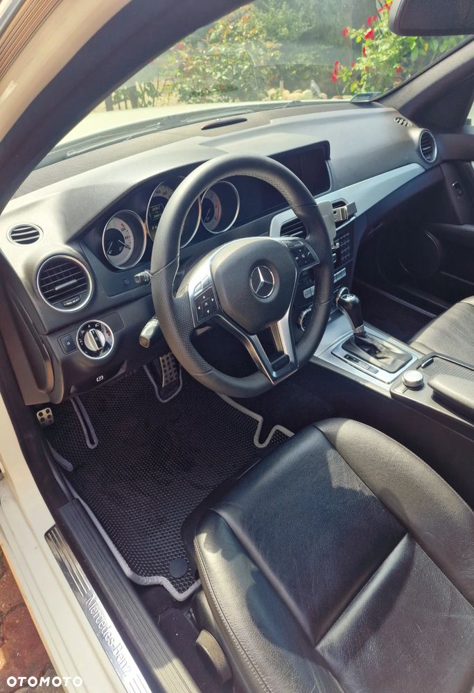 Mercedes-Benz Klasa C 250 CDI BlueEff 4-Matic Avantgarde - 11