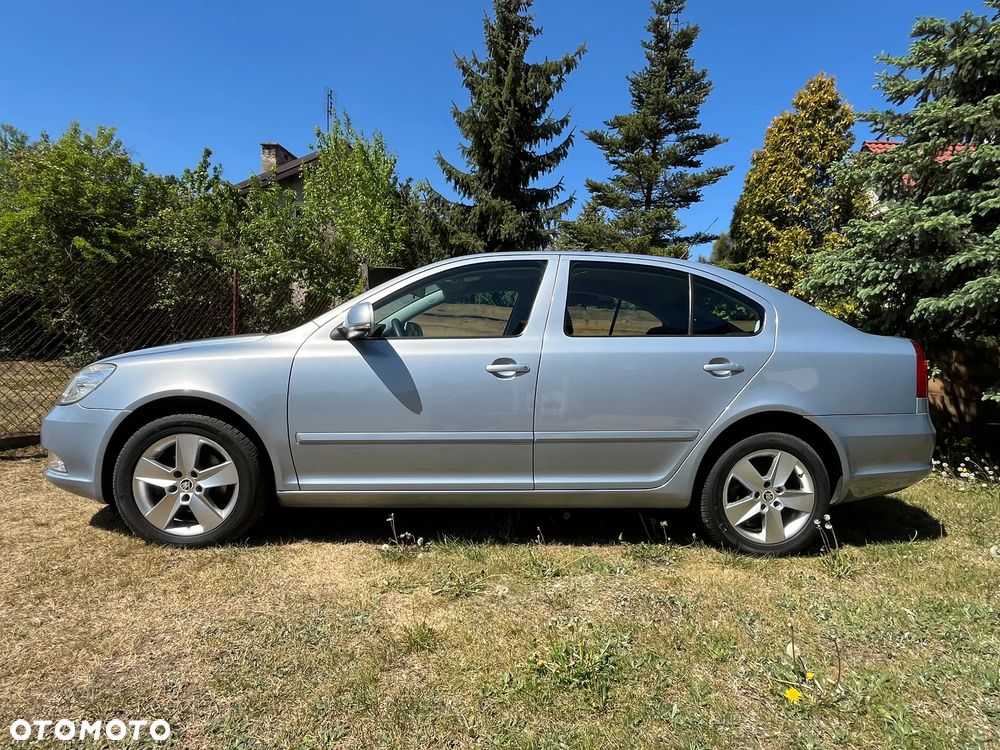 Skoda Octavia 1.6 Ambition - 5