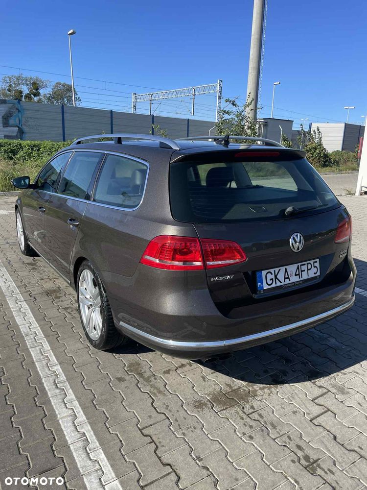 Volkswagen Passat 2.0 TDI Highline R-Style DSG - 3