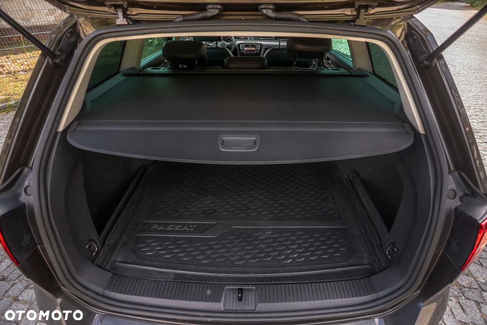 Volkswagen Passat 2.0 TDI SCR DSG Highline - 21