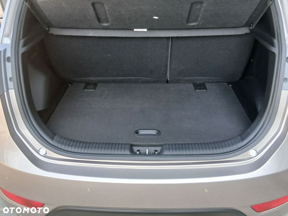 Hyundai ix20 - 32
