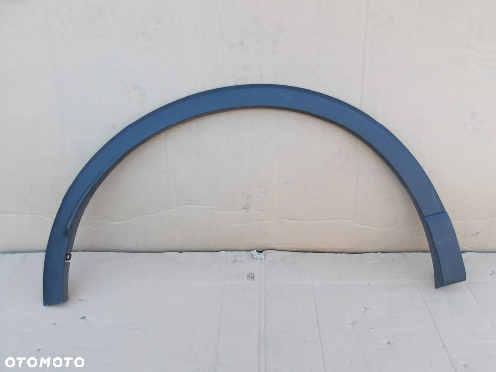 LISTWA BLOTNIKA PRAWY TYL AUDI Q4 E TRON 89A853818D - 2