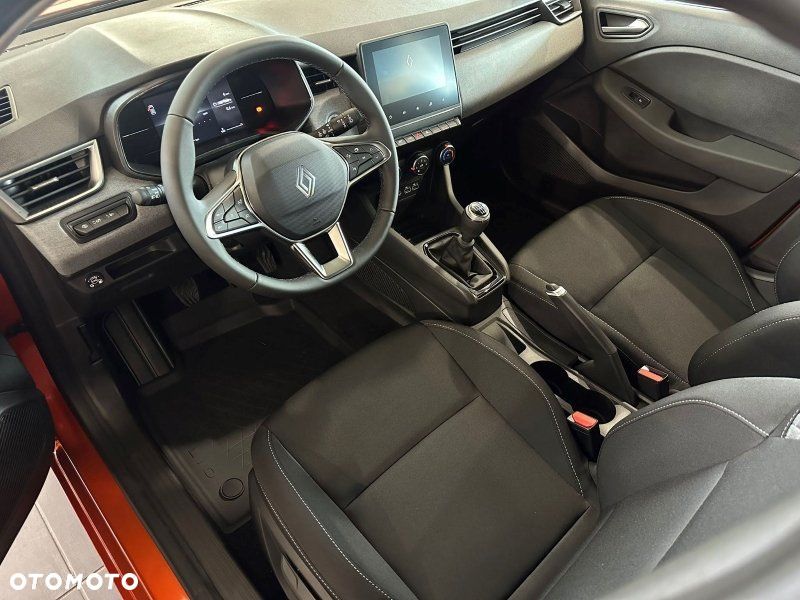Renault Clio - 8