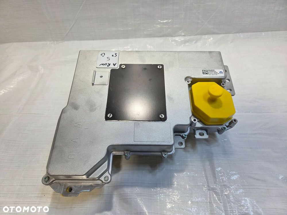 PRZETWORNICA NAPIĘCIA KONWERTER 0050058498 68525367AE NOWY Ram ProMaster EV - 9