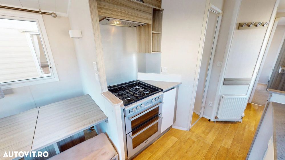 Alta Casă mobilă Swift Soleil nr. 099 | Tâmplărie PVC și încălzire centrală cu calorifere | 9 x 3 m | 2 dormitoare și 1 baie - 4