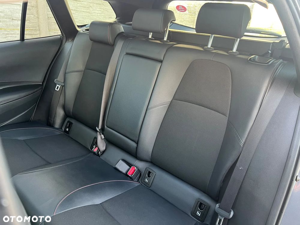 Toyota Corolla 1.8 Hybrid GR Sport - 18