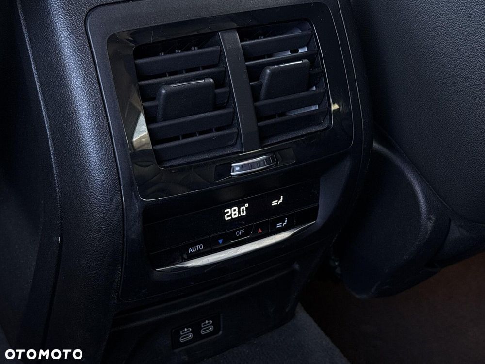 BMW X3 xDrive20i - 21