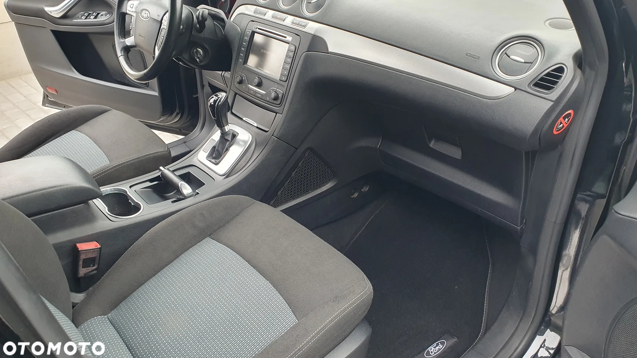 Ford Galaxy 2.0 TDCi Titanium - 11