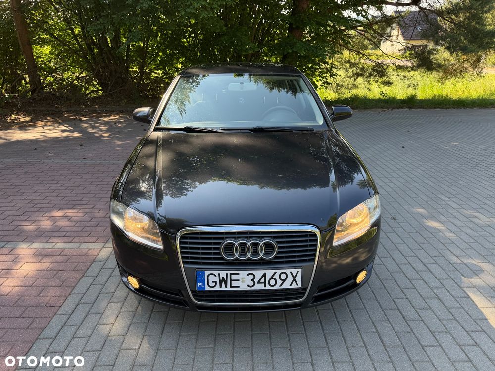 Audi A4 Limousine - 19