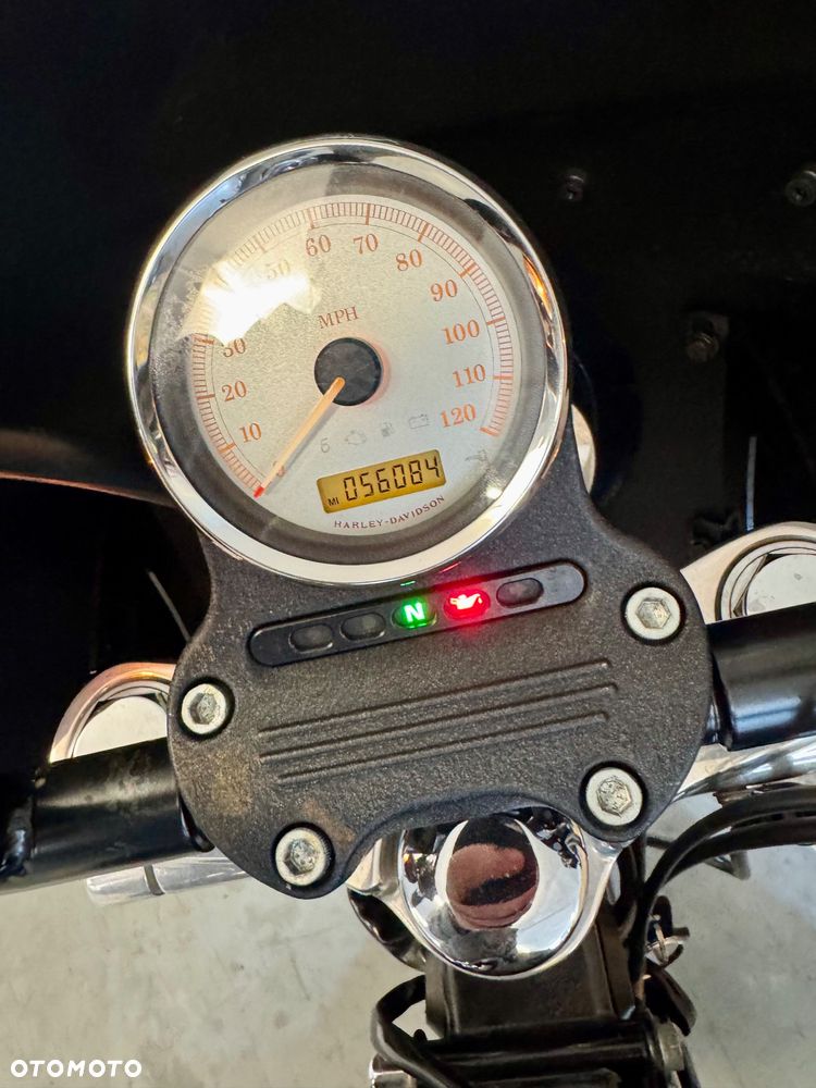 Harley-Davidson Dyna Super Glide - 9