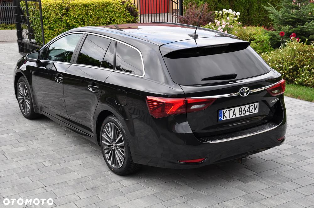 Toyota Avensis Touring Sports 1.8 Edition S+ - 16