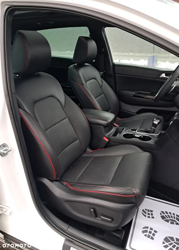 Kia Sportage 2,0 CRDI AWD GT Line - 11