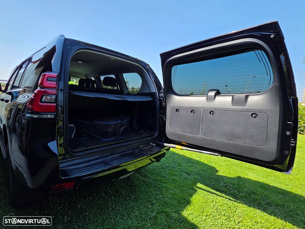 Toyota Land Cruiser Prado - 10