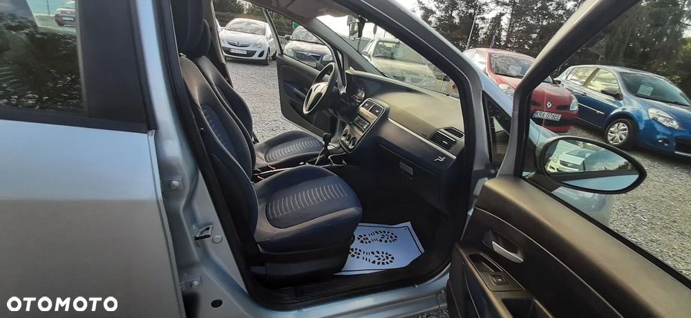 Fiat Grande Punto - 30