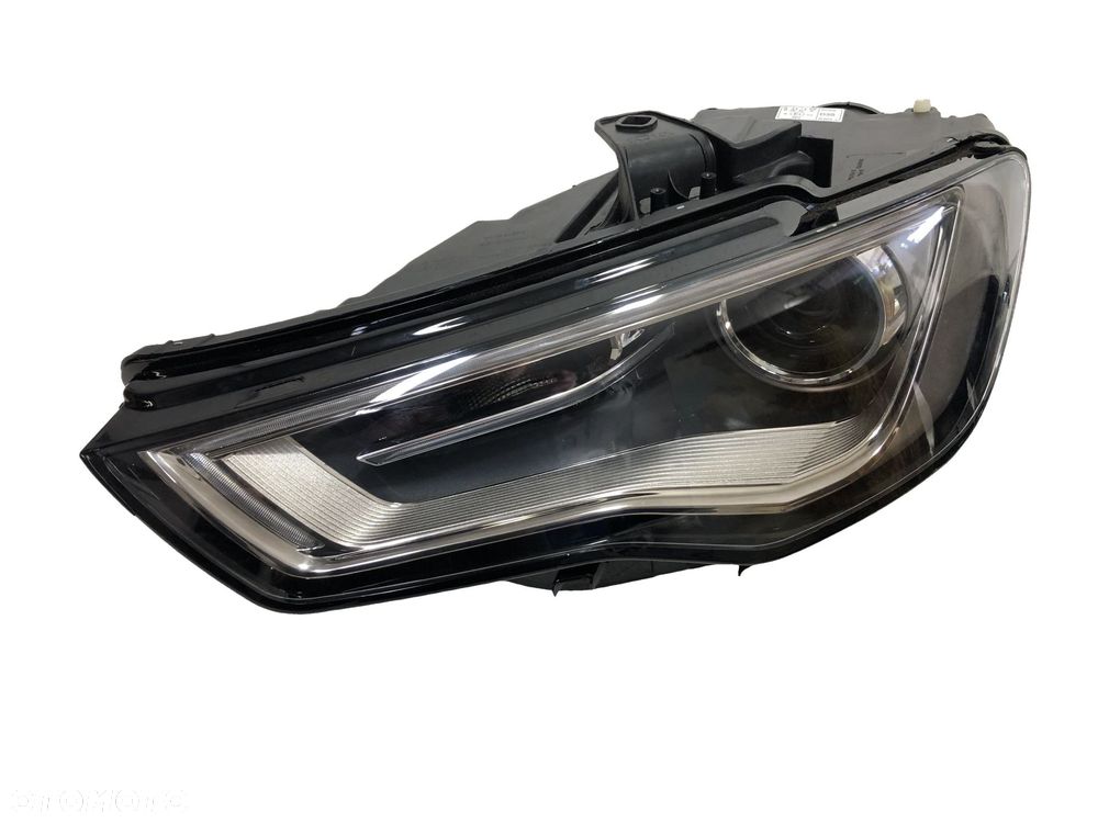 Audi A3 (8V) 06.2012-07.2016 Sedan Reflektor / Lampa przednia lewa Bi-Xenon - 1