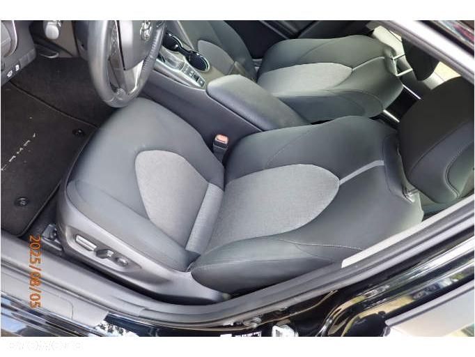 Toyota Camry - 7