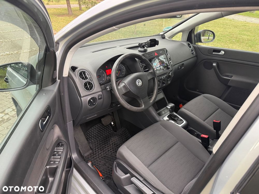 Volkswagen Golf Plus 1.9 TDI DSG Comfortline - 7