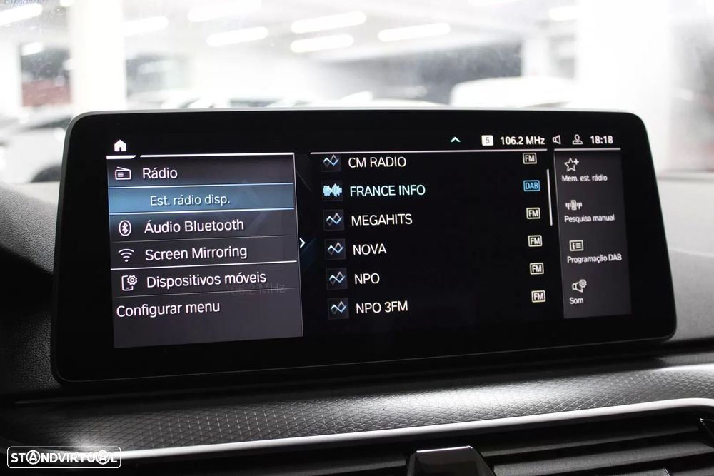 BMW 520 e Pack M - 25