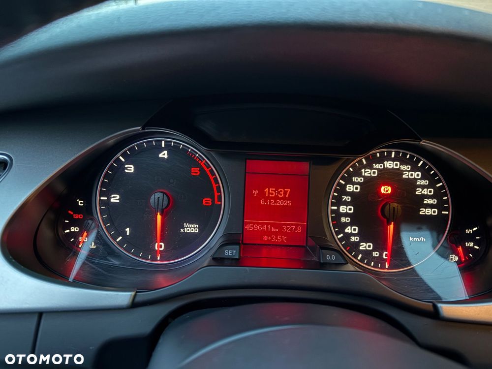 Audi A4 Avant 2.0 TDI Quattro - 8