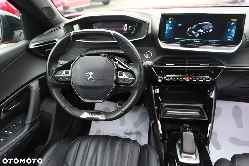 Peugeot 2008 - 18
