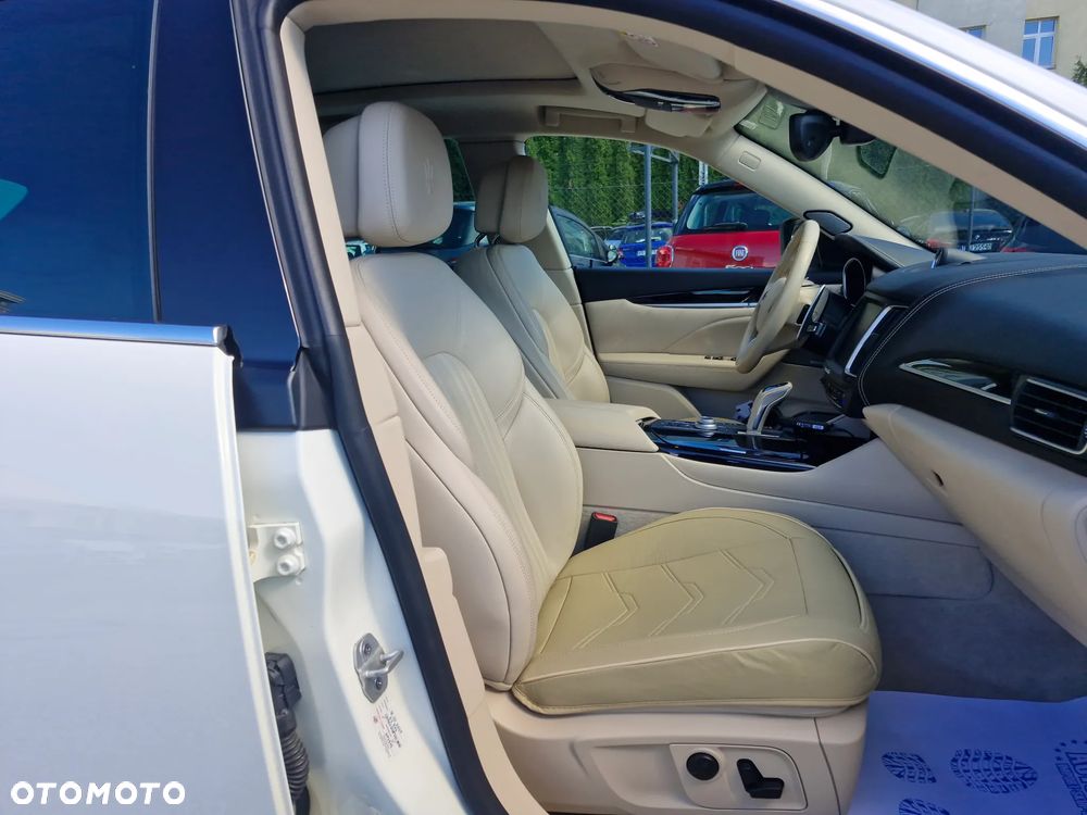 Maserati Levante S Q4 GranSport - 17
