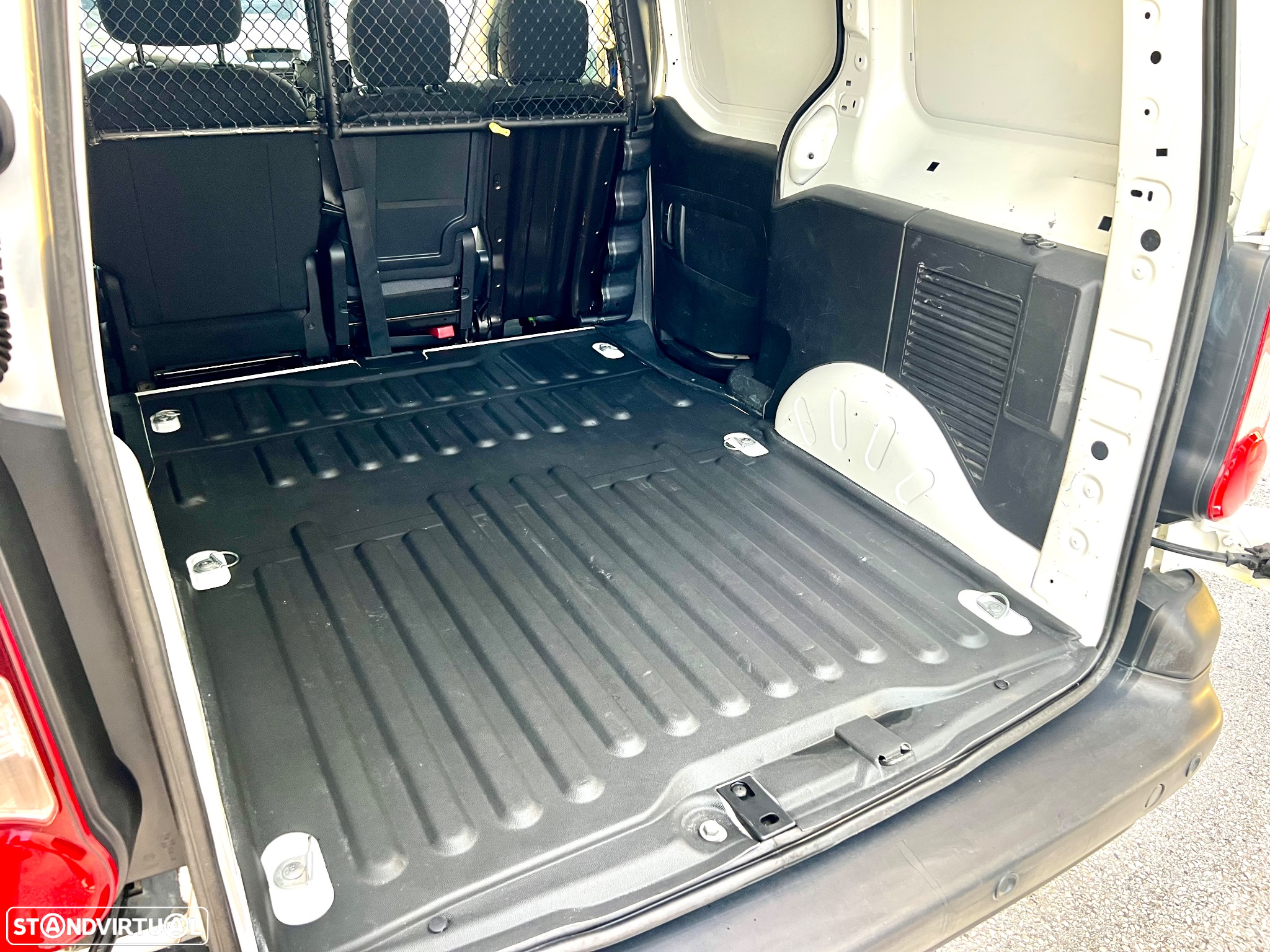 Citroën BERLINGO 1.6 BLUEHDI - 7
