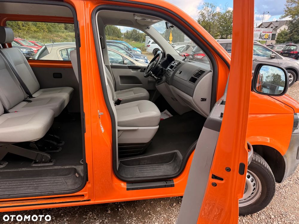 Volkswagen Transporter - 18