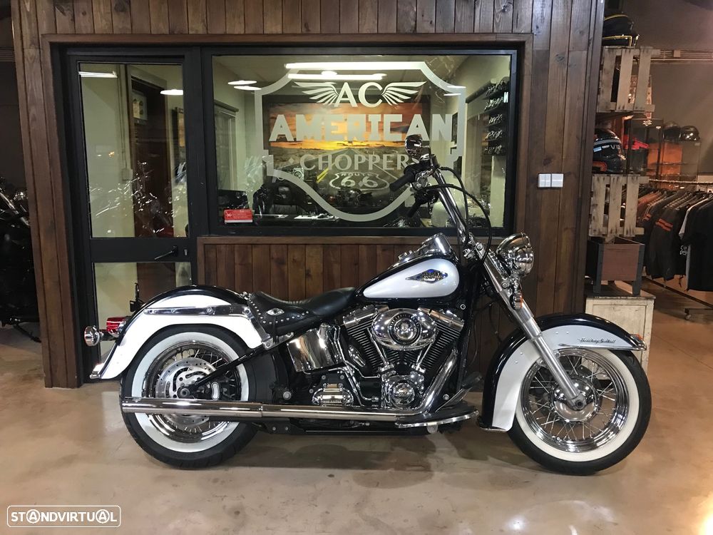 Harley-Davidson FLSTC Heritage Softail - 1