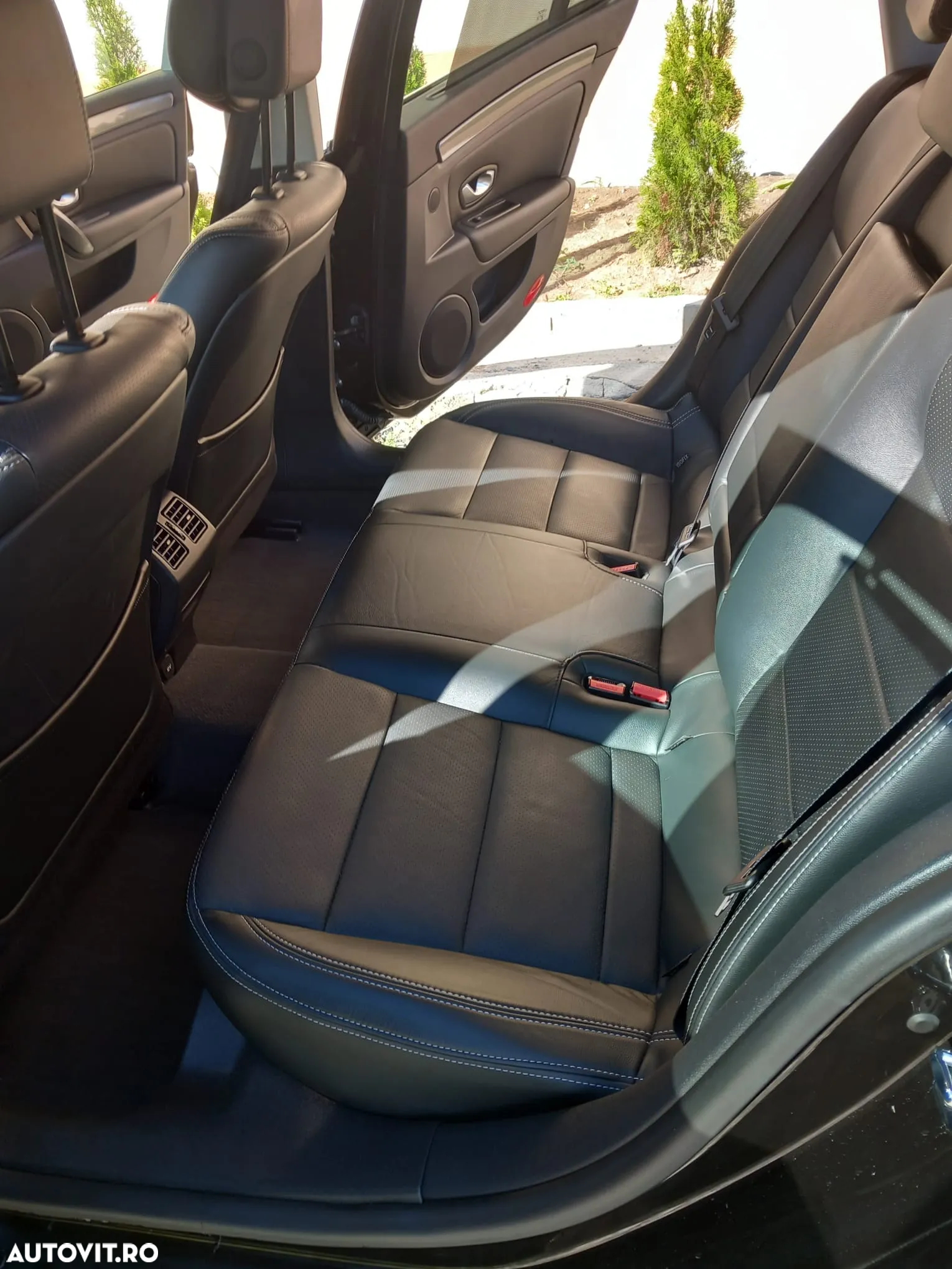 Renault Laguna Grandtour ENERGY dCi 130 FAP Start-Stop Limited - 8