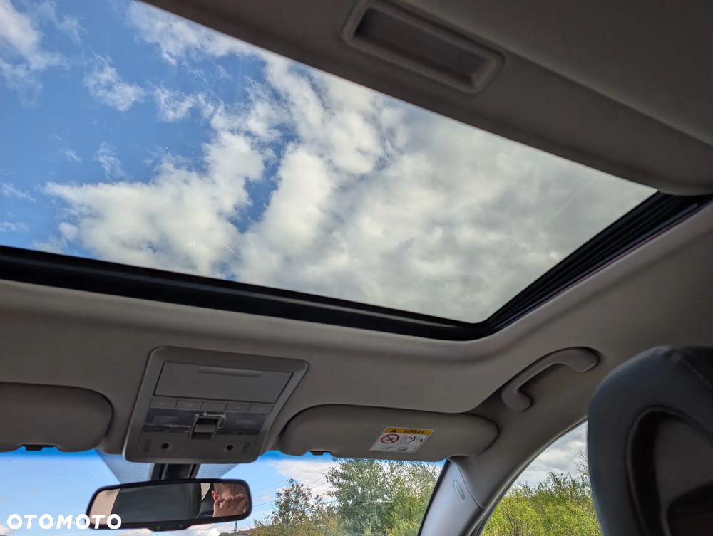Chevrolet Captiva 2.2 d LTZ - 35