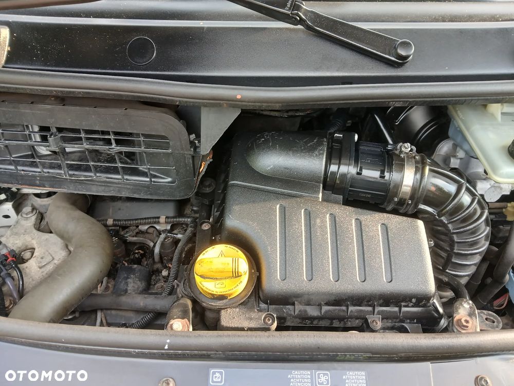 Opel VIVARO - 20