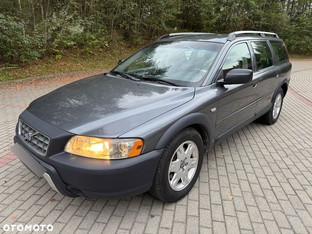 Volvo XC 70 2.4D5 AWD Summum - 1