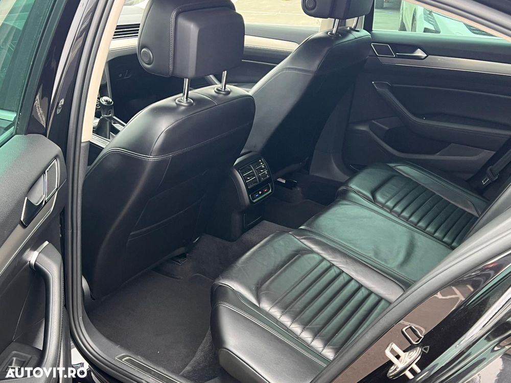 Volkswagen Passat 2.0 TDI BlueMotion Technology Highline - 9