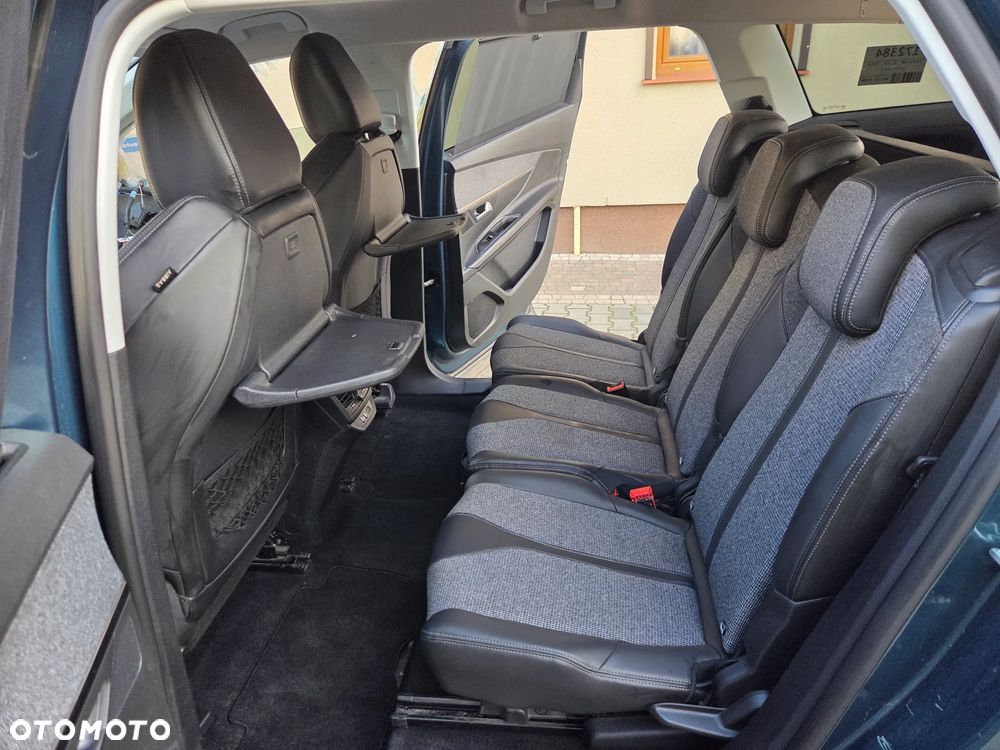 Peugeot 5008 - 16